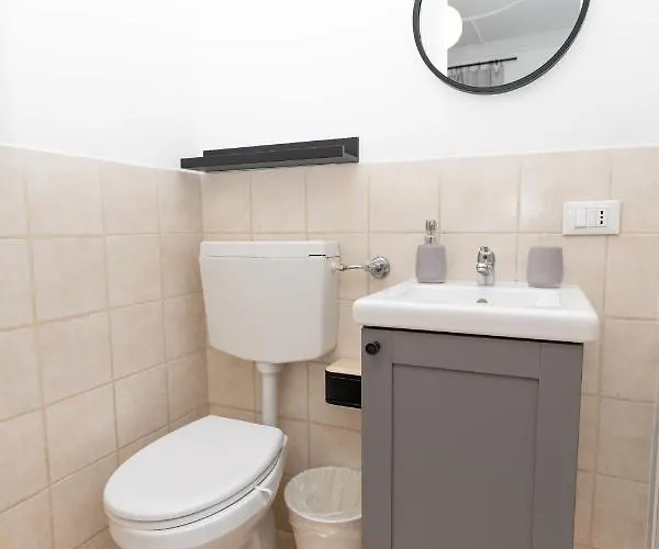 Zaira Bed & Breakfast 4*